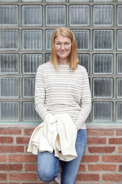 Hot GY CARMEN — Toppar